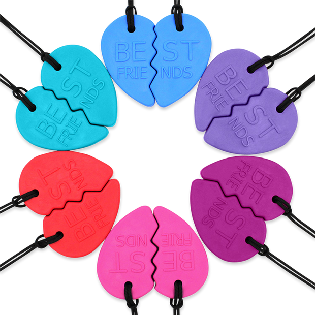 ARK Best Friends Split Heart Chewelry Set
